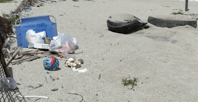 Plastic free torna in spiaggia a Trainiti, Bivona e Vibo Marina
