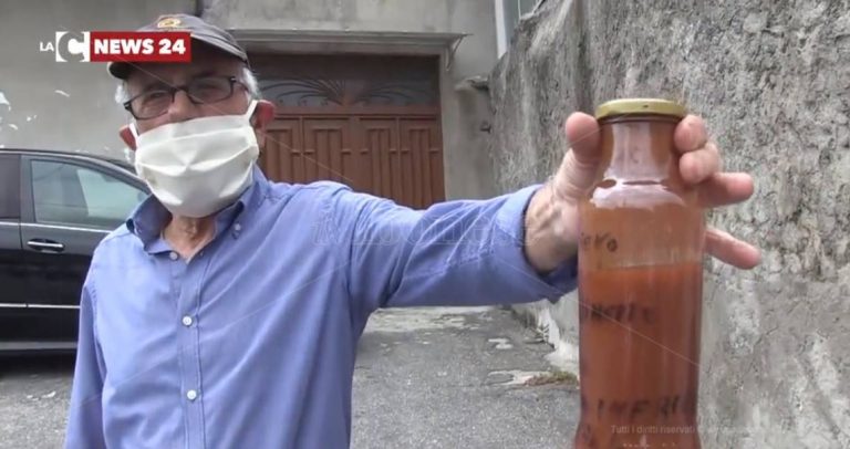 Acqua maleodorante a Vena, il sindaco Limardo: «È idonea al consumo umano»