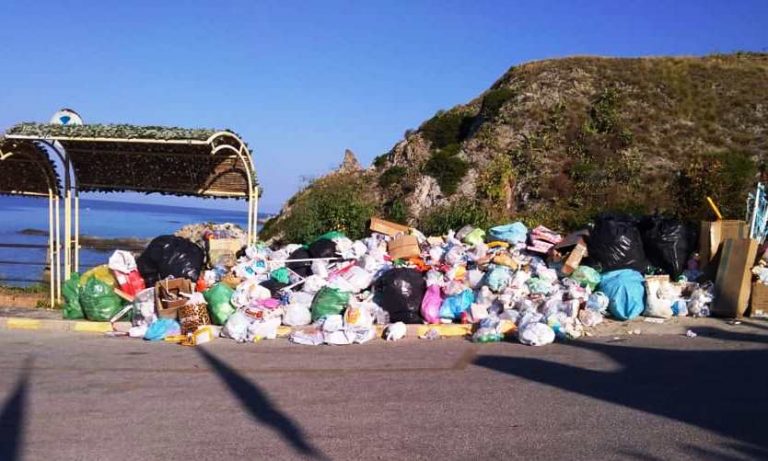 Emergenza rifiuti a Ricadi, sanzionata la ditta appaltatrice del servizio