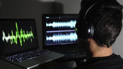 Notizie riservate al clan Anello: nei guai tre finanzieri e un poliziotto