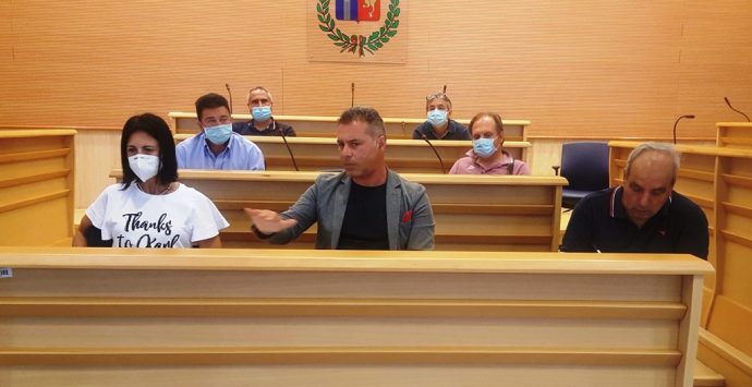 Scuole vibonesi senza aule, un Risiko che si gioca sulla pelle degli studenti