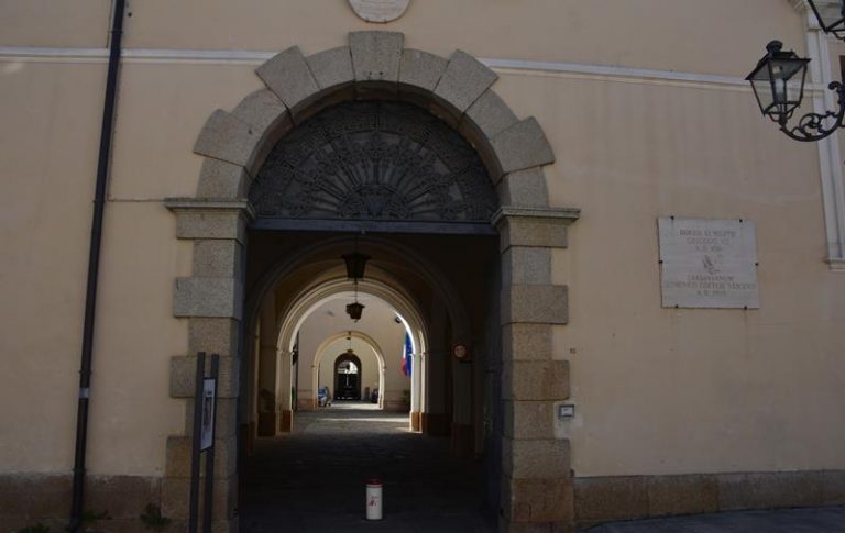 Concerto e presentazione del libro di Mario Vicino al Museo di Mileto