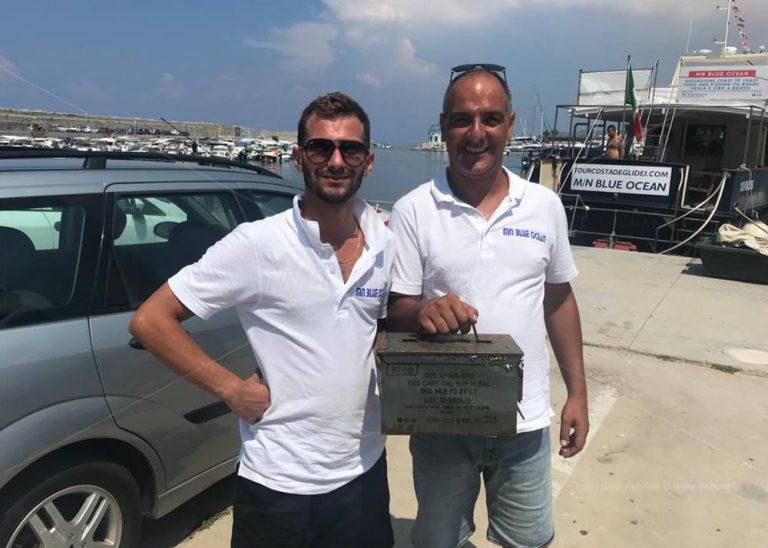 Ancora residuati bellici nel mare vibonese, ritrovata una cassetta portamunizioni