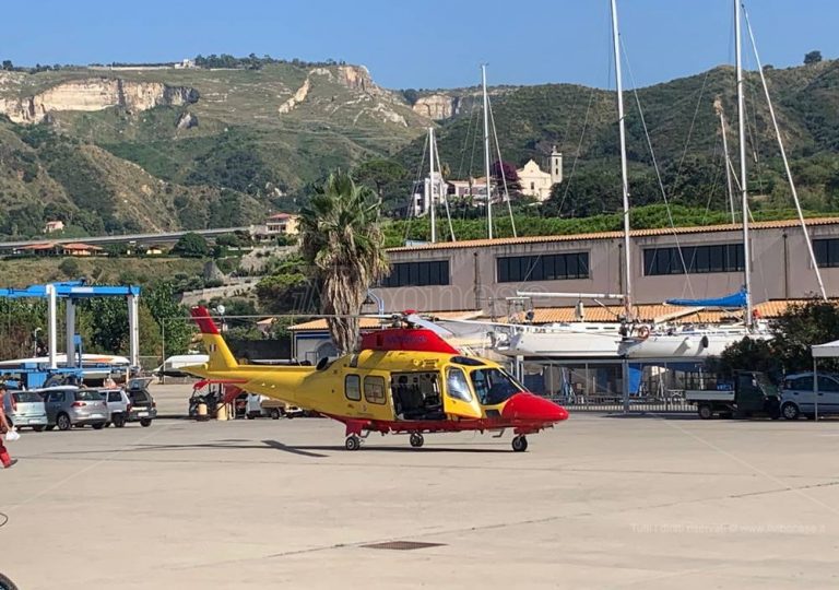 Tragedia alla Baia di Riaci, 52enne perde la vita in mare – Video