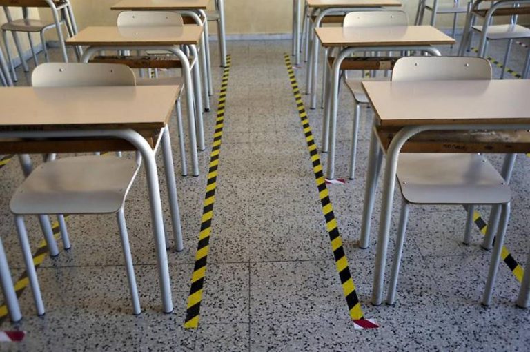 Emergenza Covid, l’Asp di Vibo propone ai sindaci la chiusura delle scuole