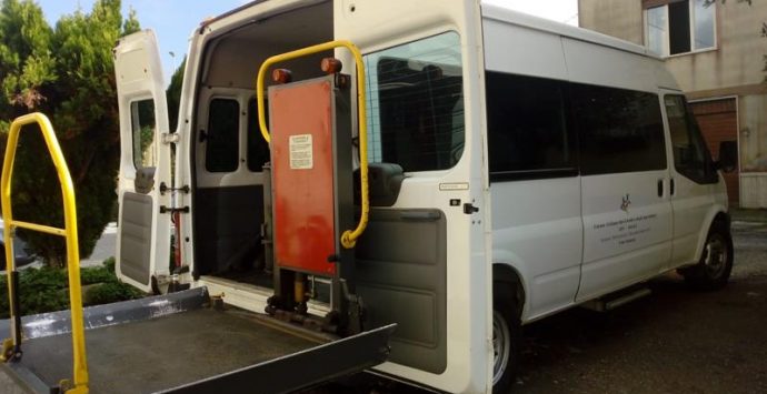 Inaugurato a Vibo Valentia il pulmino per disabili – Video