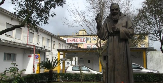 Ospedale di Vibo: l’odissea, tra disperazione e paura, di una partoriente risultata positiva