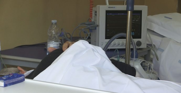 Covid, altra vittima nel Vibonese: sono 100 i morti da inizio pandemia