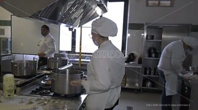 Parte dall’Alberghiero di Vibo una catena solidale per le famiglie in difficoltà – Video