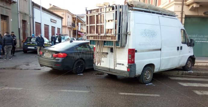 Incidente sulla Statale 18 a Mileto, un ferito trasportato in ospedale