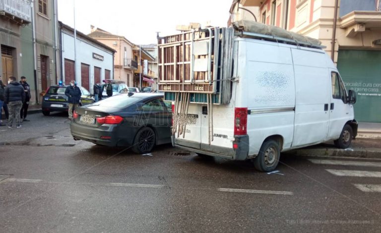 Incidente sulla Statale 18 a Mileto, un ferito trasportato in ospedale