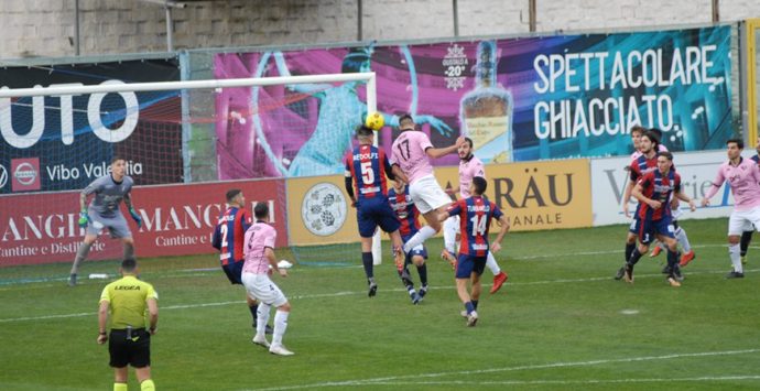 La Vibonese pareggia in casa contro il blasonato Palermo – Video