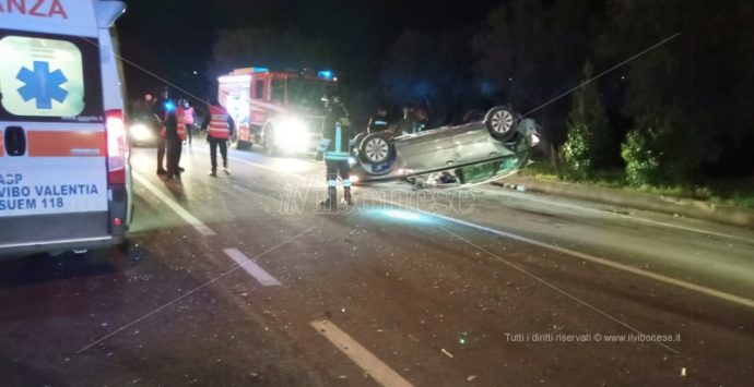 Avvocato ed ex sindaco investito vicino Mileto, indagini in corso