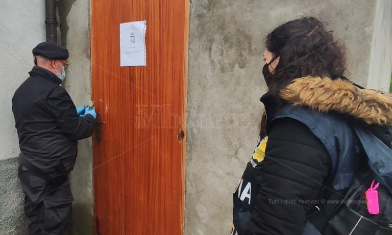 Cimitero degli orrori di Tropea, soltanto Salvatore Trecate decide di rispondere al gip – Video