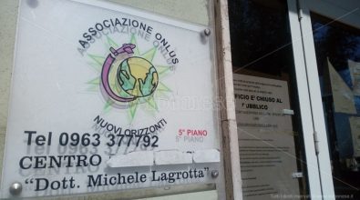 Quegli anziani ospiti della casa di riposo abusiva condannati al Covid-19