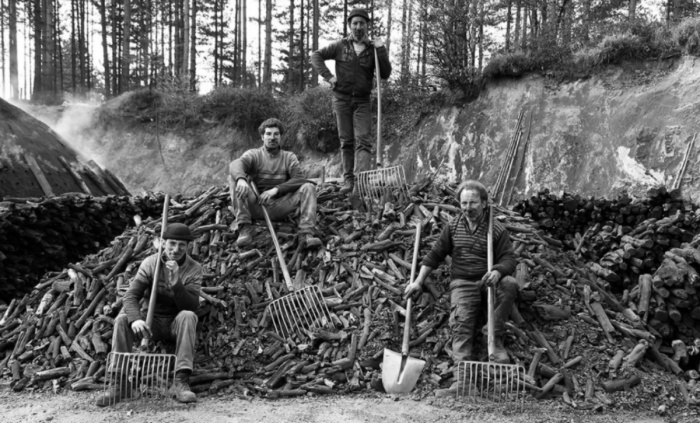 I carbonari del foto-reporter LaC Tv Caracciolo conquistano il primo premio “Lissoni”