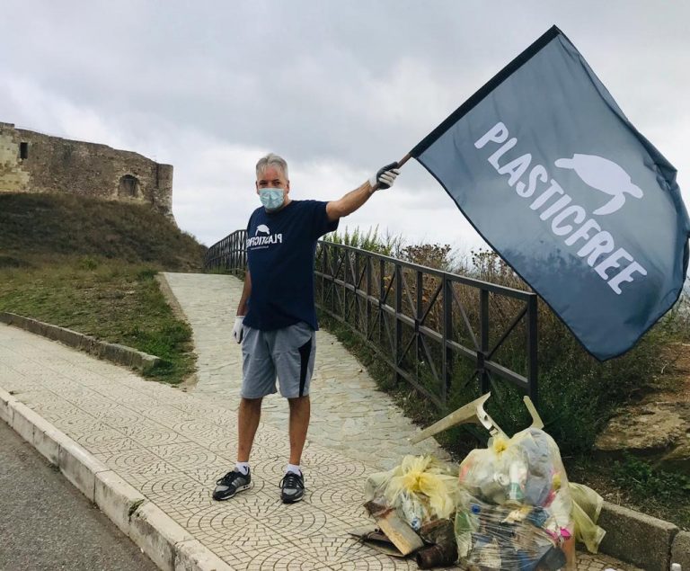 Plastic free Vibo spegne la sua prima candelina. Greco: «In un anno decine di attività»