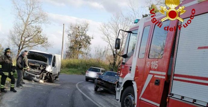 Traffico in tilt tra Vibo e la Marina: Ss18 chiusa e incidente a Triparni – Foto