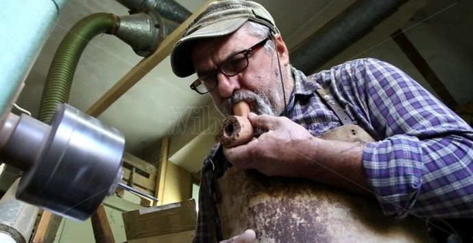 Le pipe di Brognaturo: piccolo grande tesoro dell’artigianato vibonese