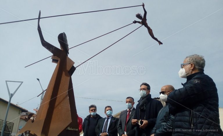 Zambrone e il museo a cielo aperto che racconta una Calabria al femminile – Video