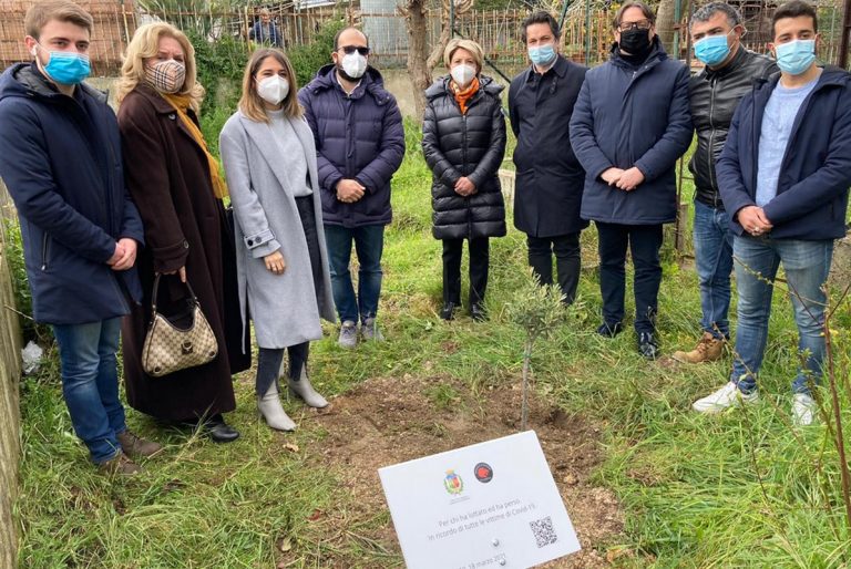 A Piscopio il giardino della memoria in ricordo della vittime del Covid