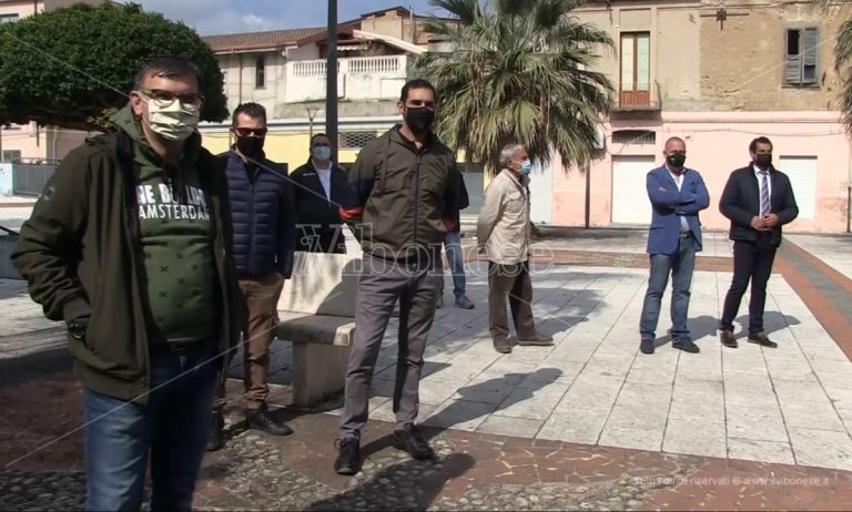 Parlano i ristoratori vibonesi in rivolta: «Pronti a violare la legge per non morire» – Video