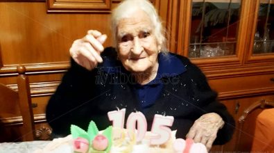 I 105 anni di nonna Angela, tra distanziamento e videochiamate vince l’amore per la vita