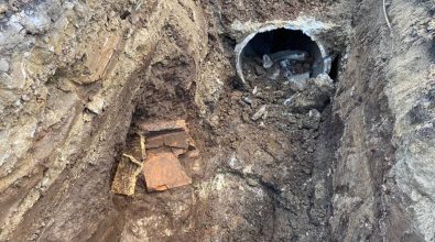 Lavori in via Santa Ruba, rinvenuta una tomba di epoca romana