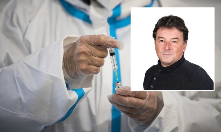 Reithera, un ricercatore vibonese dietro lo sviluppo del vaccino italiano