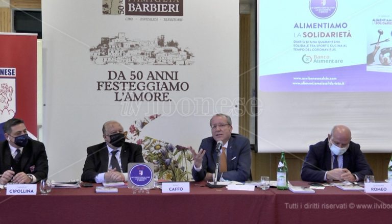 Chef e campioni dello sport per il ricettario della solidarietà nato su iniziativa della Vibonese – Video