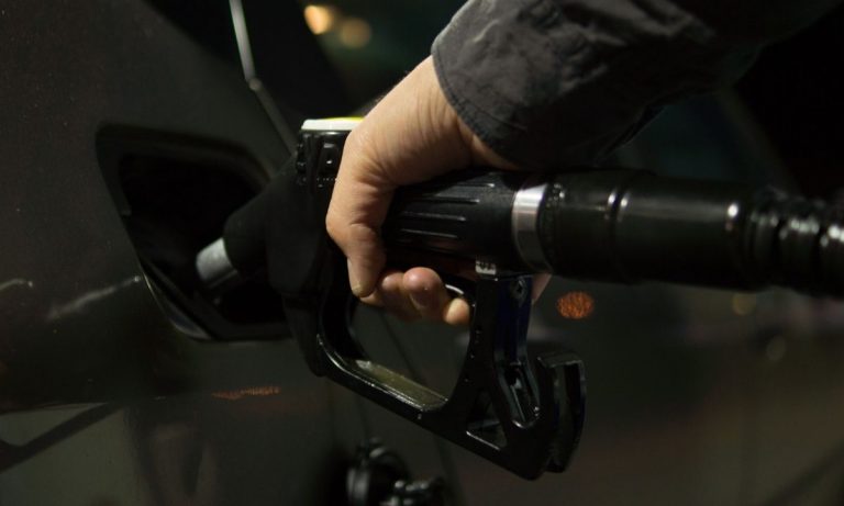 Carburanti, prezzi in calo nonostante il rimbalzo delle quotazioni dei prodotti raffinati
