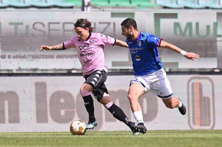 Pareggio della Vibonese a Palermo, nella ripresa decisive le parate di Mengoni – Video