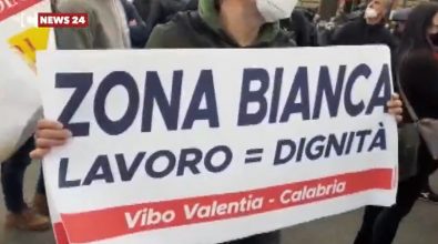 Da Vibo a Roma per difendere il lavoro e la dignità: «Ora fateci riaprire» – Video