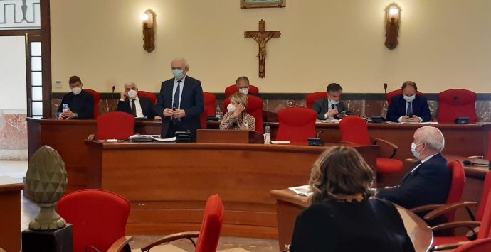 Disavanzo al Comune, il debito con la Regione «inciderà sul giudizio della Corte dei Conti»