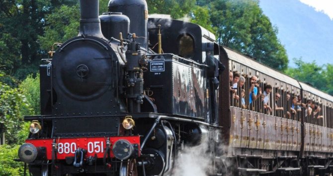 In treno a vapore lungo la Costa degli dei e la Costa viola: si lavora al progetto