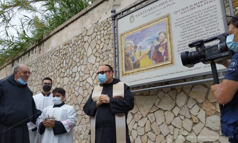 A Pizzo le illustrazioni su «San Francesco di Paola e i miracoli del mare» -Video