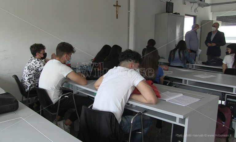 Esami di maturità: come si preparano le scuole vibonesi – Video