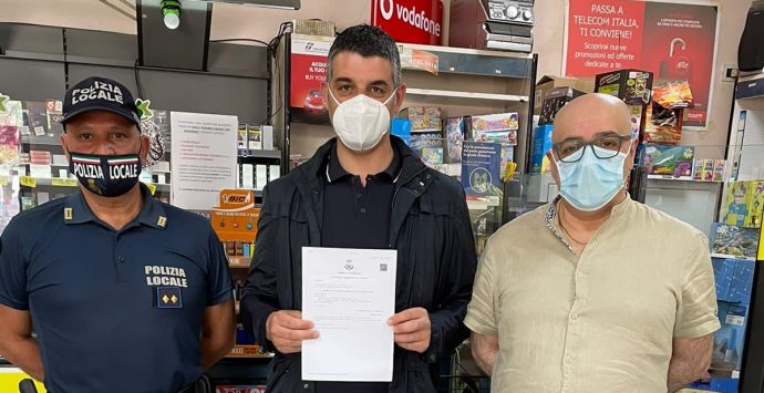 A Filadelfia certificati anagrafici in tabaccheria: è il Comune pilota nel Vibonese