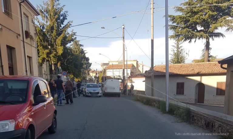 Incidente a San Costantino, bimbo in bici travolto da un furgone: intervenuto l’elisoccorso