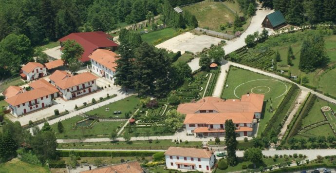 Giornata mondiale biodiversità, carabinieri aprono Villa Vittoria a Mongiana