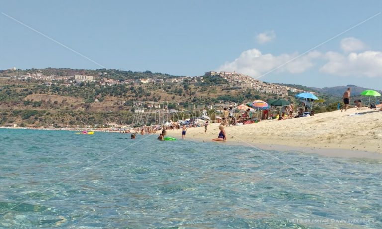 Bandiere verdi 2021, due vibonesi tra le migliori spiagge per bambini