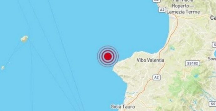 Lieve scossa di terremoto di magnitudo 3.2 al largo della costa vibonese