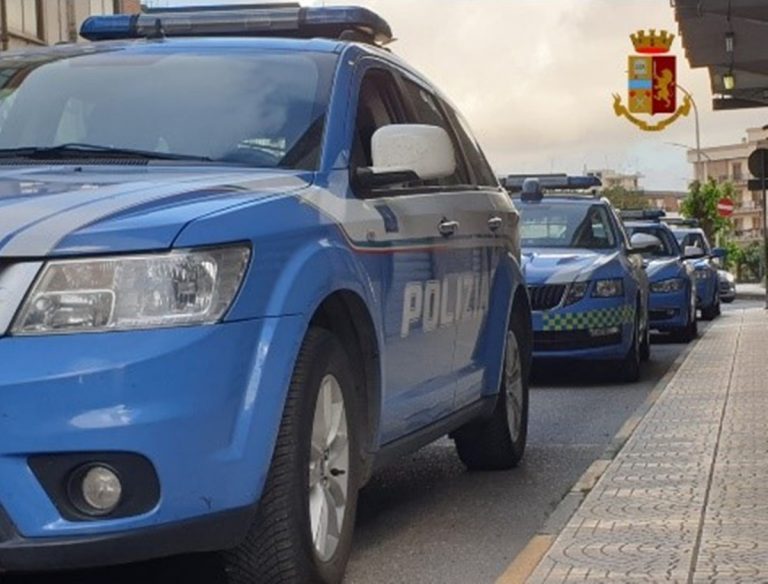 Polizia, iniziativa di sensibilizzazione per un corretto comportamento alla guida