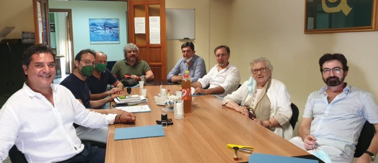 Lavoro, rinnovato il contratto agli agricoli e florovivaisti della provincia di Vibo