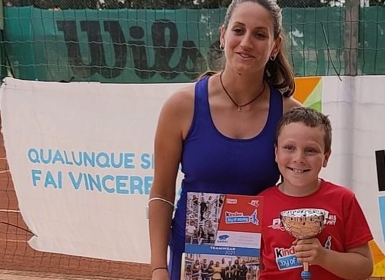 Il piccolo tennista Michele Accorinti vincitore del Torneo Kinder Under 11