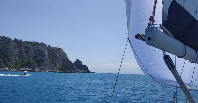 Ricadi, Casa Berto ed il Vela Club Tropea insieme per la veleggiata che omaggia lo scrittore