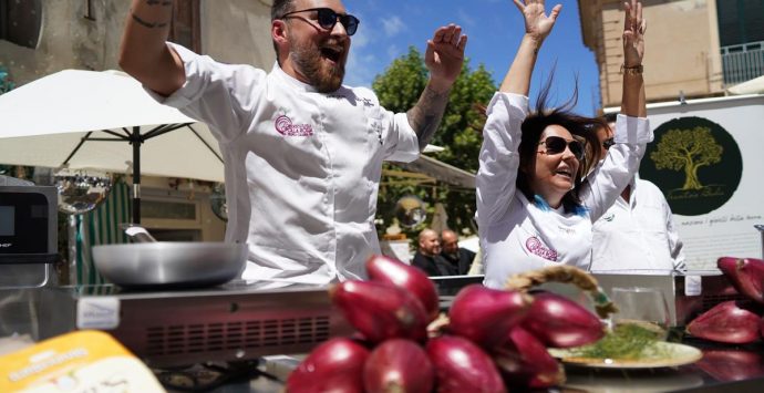 I segreti della rossa di Tropea di scena al “Cipolla party”