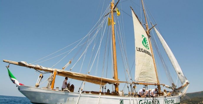 Mare fortemente inquinato: 2 punti del Vibonese nel report di Goletta Verde