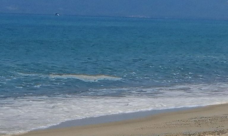 Mare sporco e possibili soluzioni in vista dell’estate, Amici del Mare e Usb incontrano il sindaco