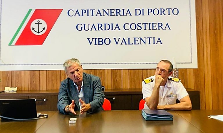 A Vibo Marina passaggio di consegne tra Guardia costiera e Autorità portuale